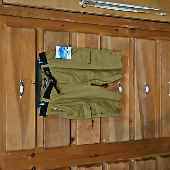 CO 81 Other - Shorts